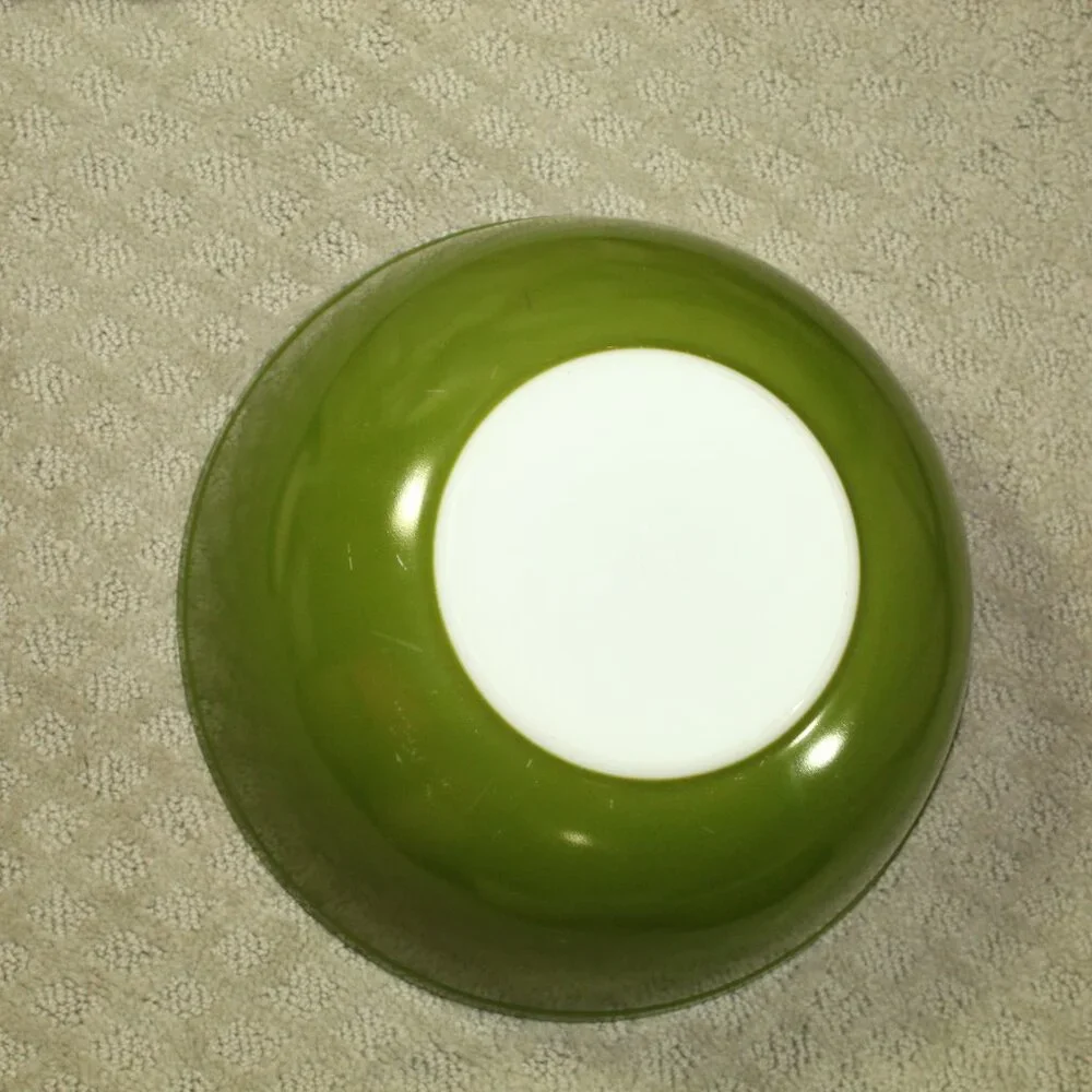 Complete Set Vintage Pyrex Avocado Green Mixing Bowls 401 - 404